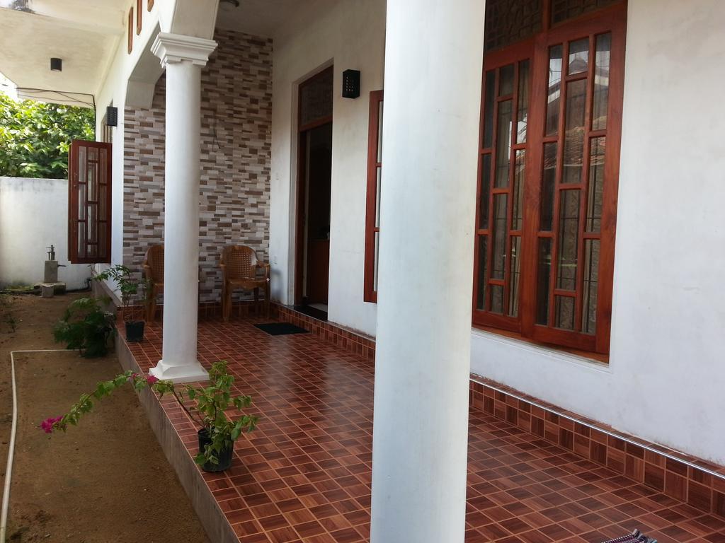 נגומבו Seetha'S Hostel מראה חיצוני תמונה