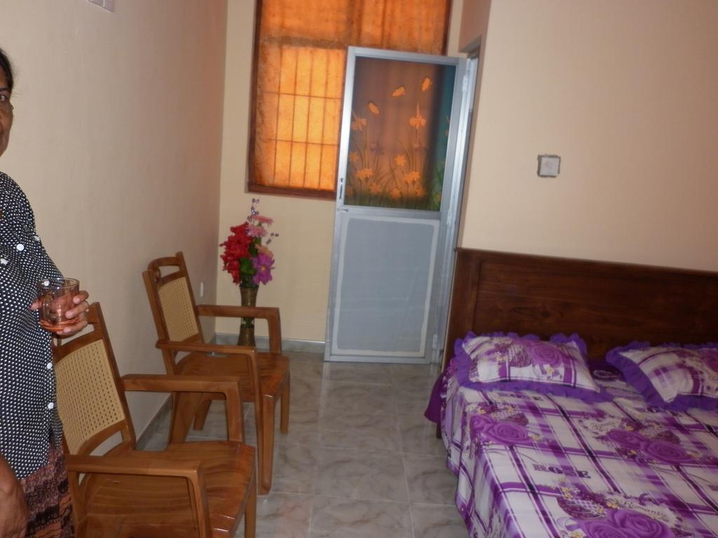 נגומבו Seetha'S Hostel חדר תמונה