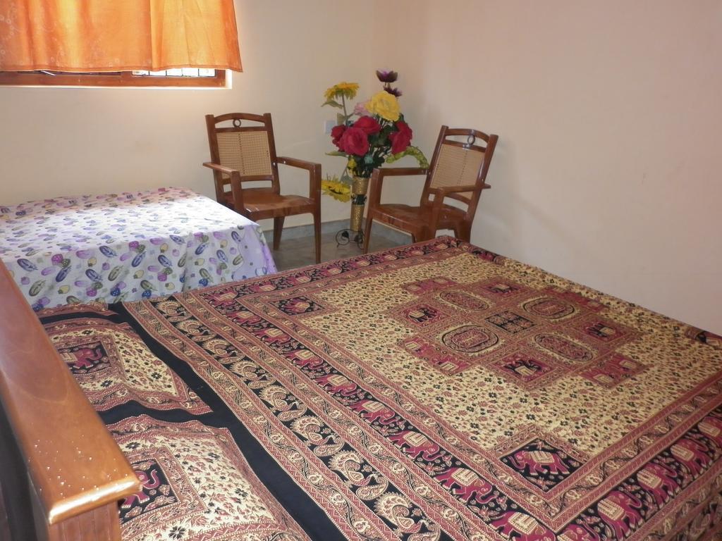 נגומבו Seetha'S Hostel חדר תמונה