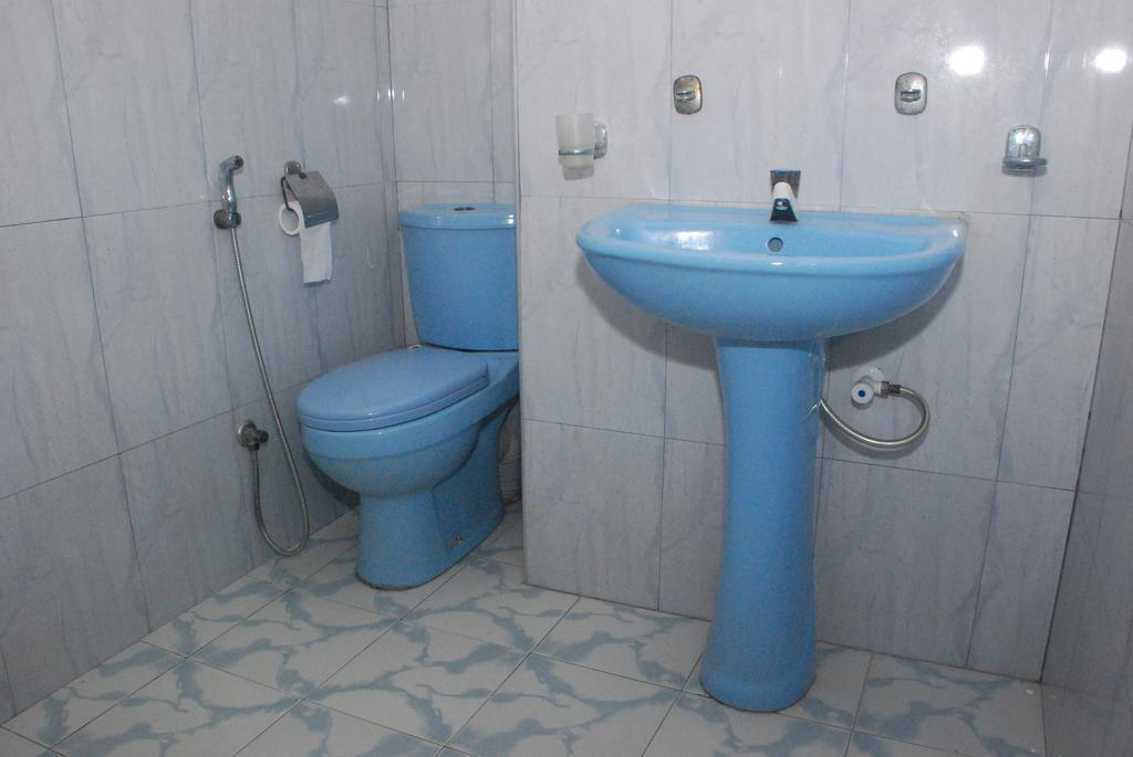 נגומבו Seetha'S Hostel מראה חיצוני תמונה