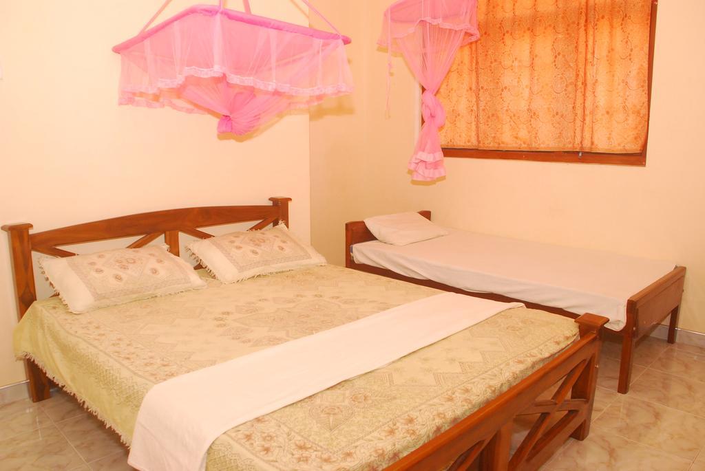 נגומבו Seetha'S Hostel מראה חיצוני תמונה
